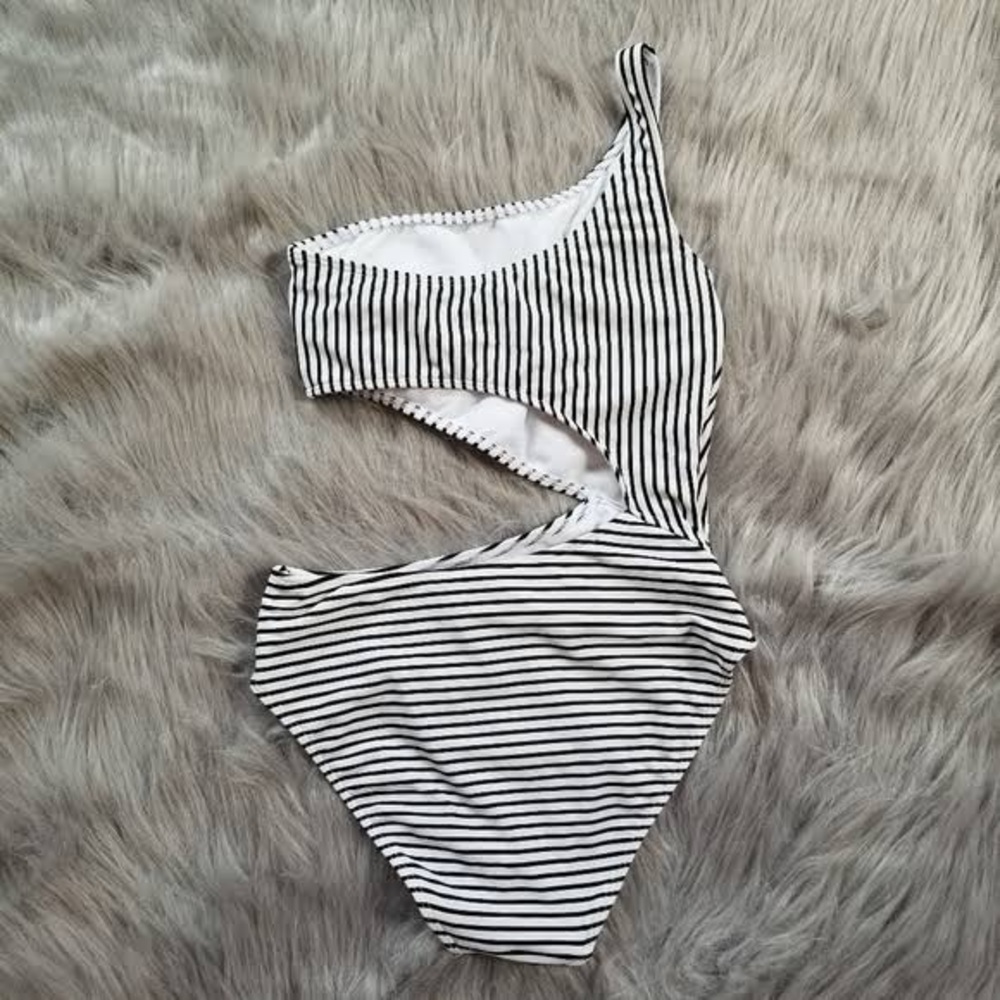 Abercrombie and fitch one piece bikini